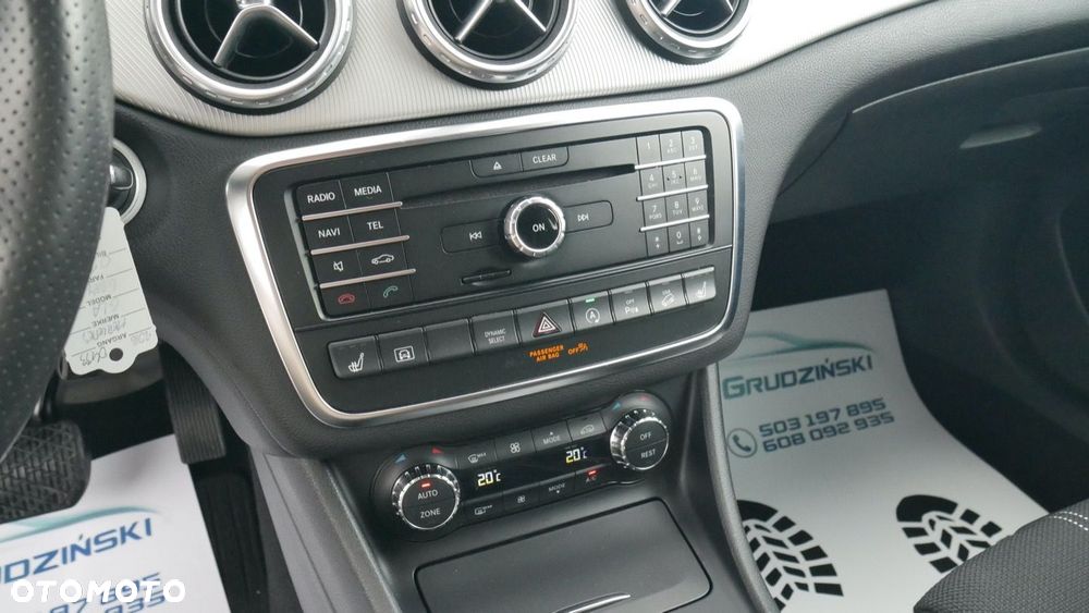 Mercedes-Benz GLA - 18