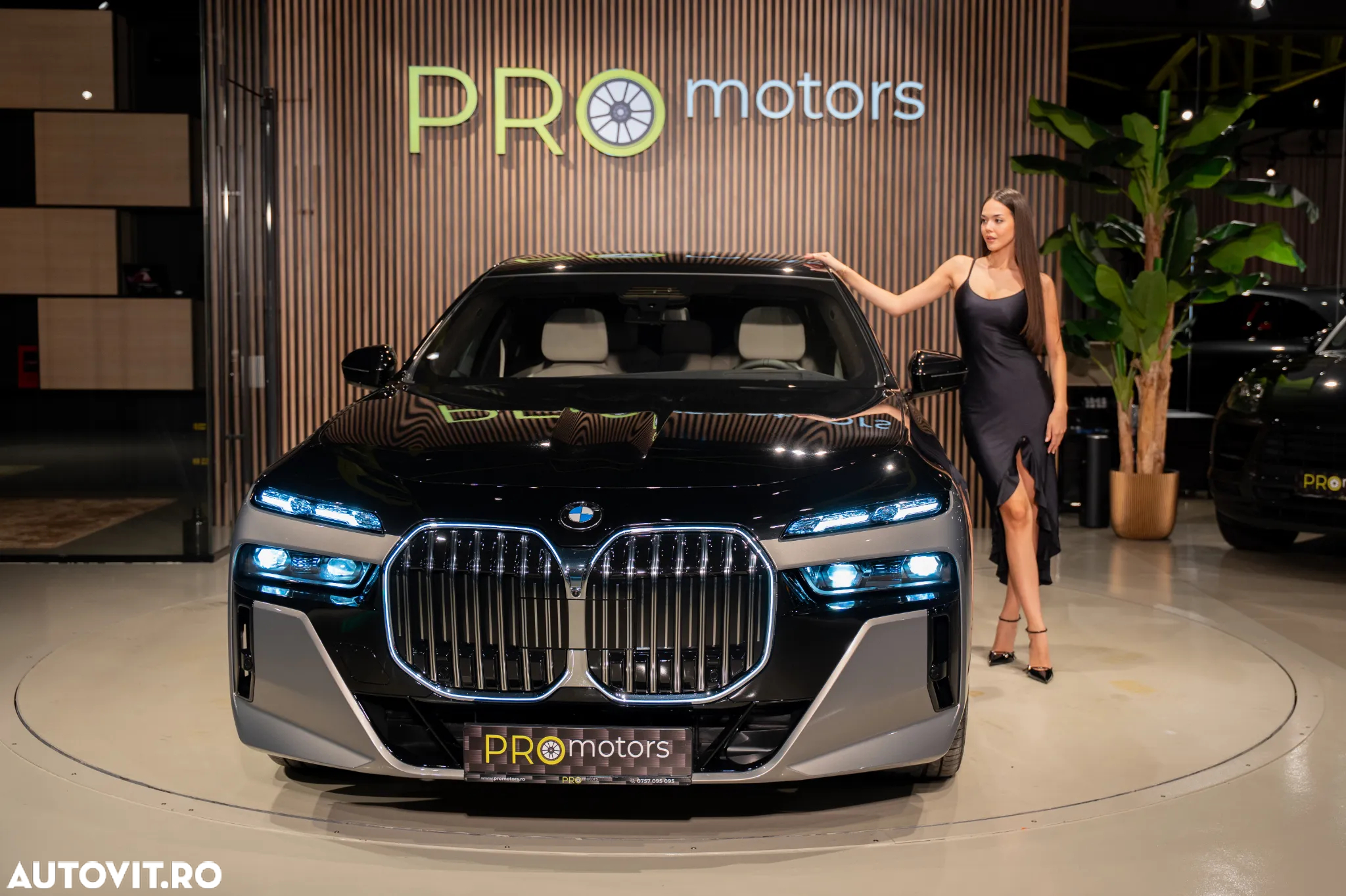 BMW Seria 7 740d xDrive MHEV - 2