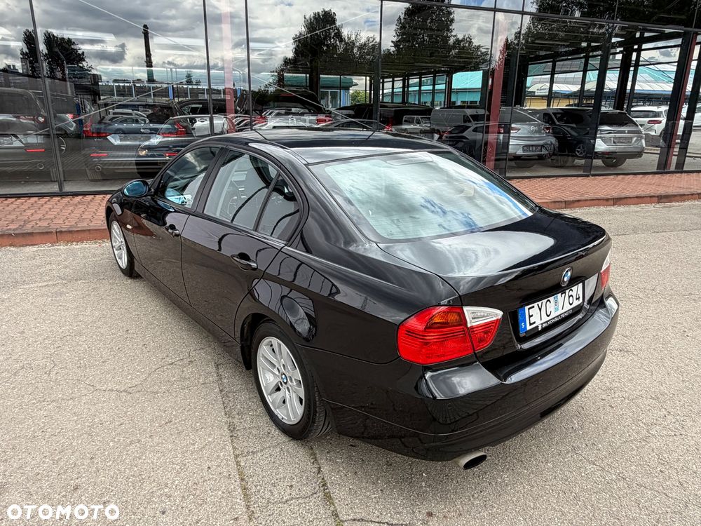 BMW Seria 3 320i Edition Lifestyle - 14