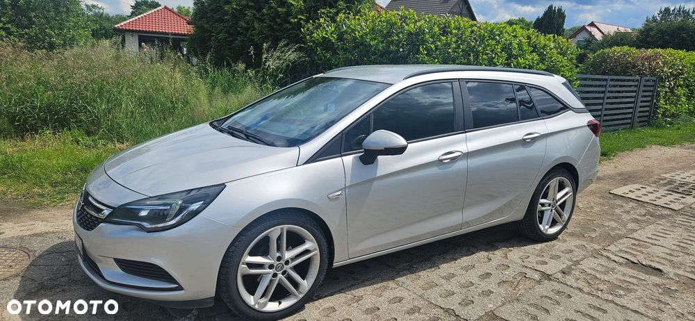 Opel Astra 1.6 CDTI 120 Lat S&S - 4