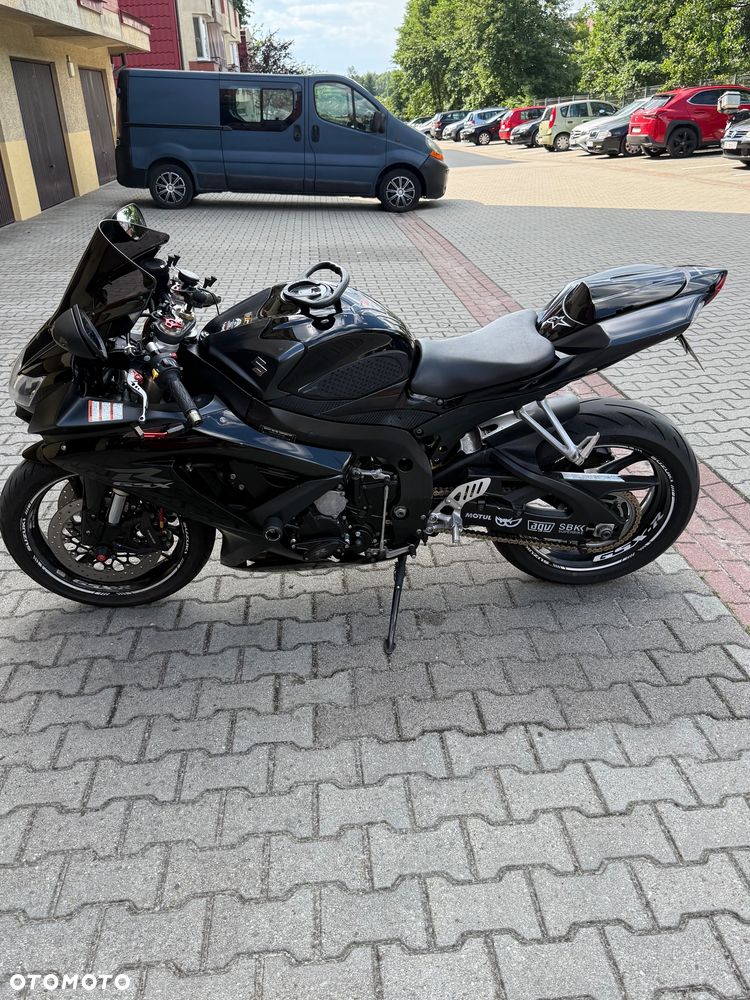 Suzuki GSX-R - 4