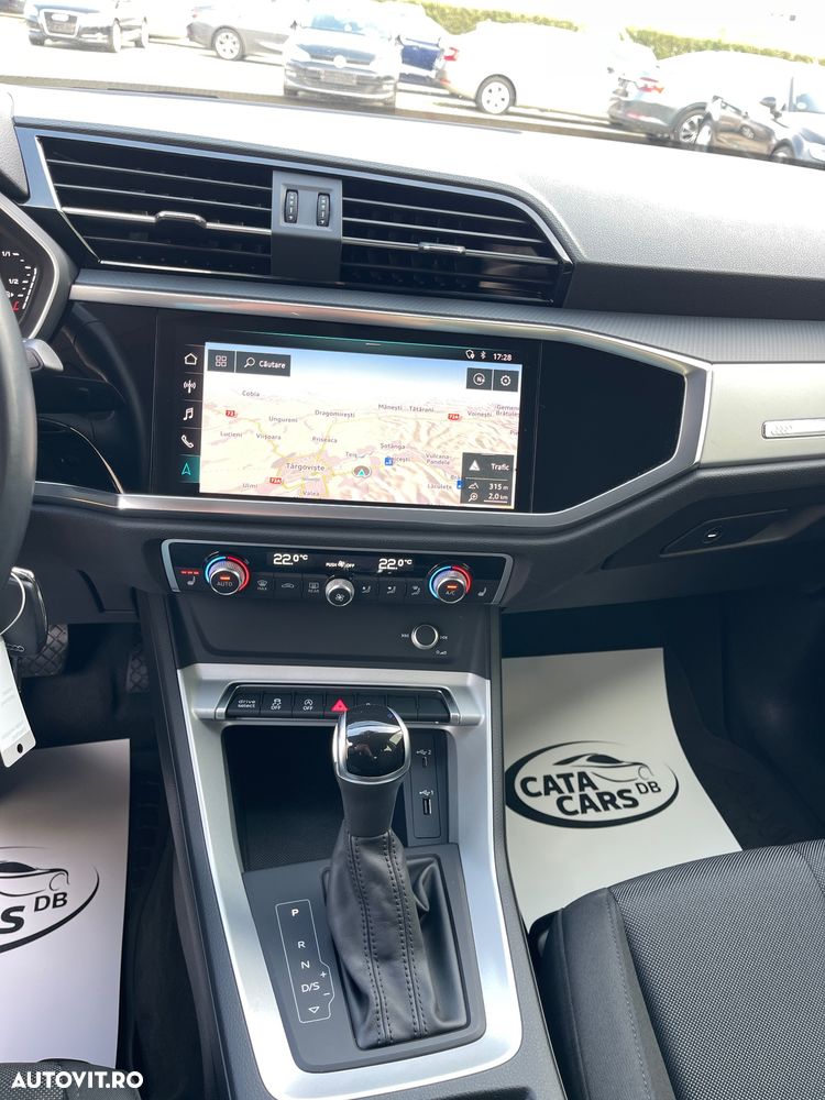 Audi Q3 35 TFSI ack S tronic - 32