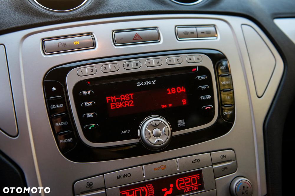 Ford Mondeo 2.0 TDCi Cool & Sound - 22