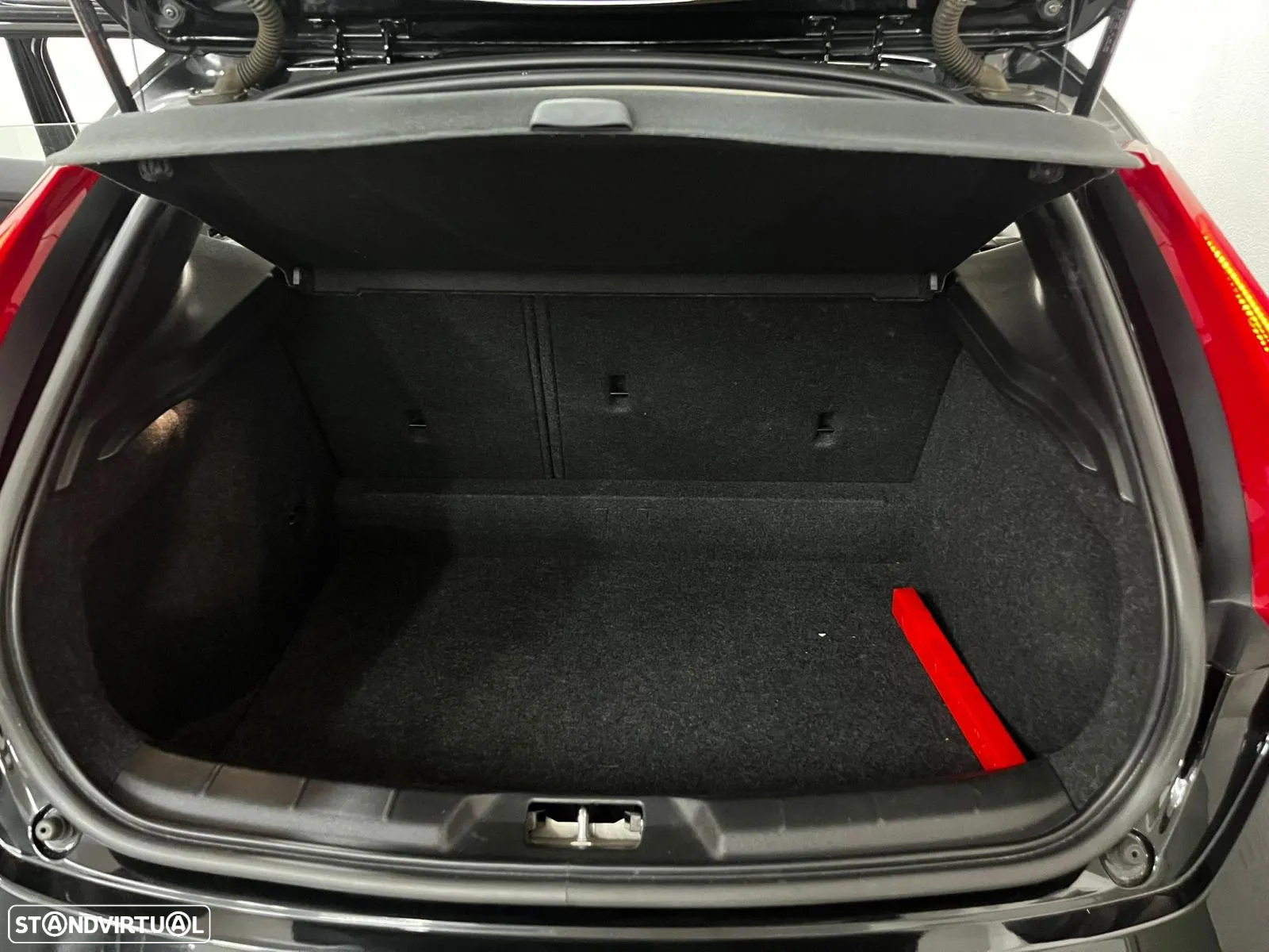 Volvo V40 1.6 D2 Kinetic - 8