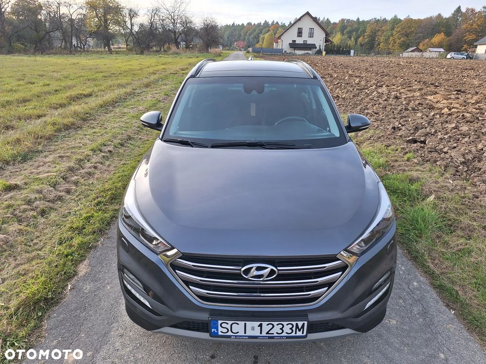 Hyundai Tucson 2.0 CRDI BlueDrive Style 2WD - 9
