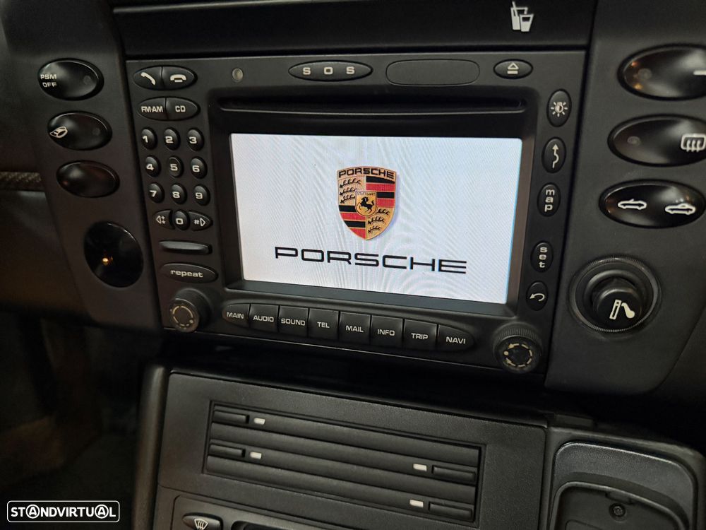 Porsche 911 (996) Carrera 40 Anos - 35