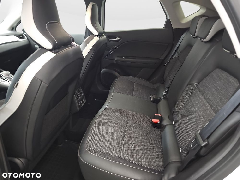 Renault Captur - 27