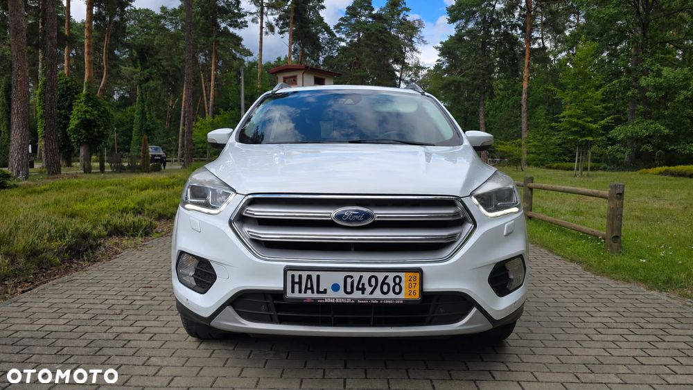 Ford Kuga 2.0 TDCi 2x4 Titanium - 6