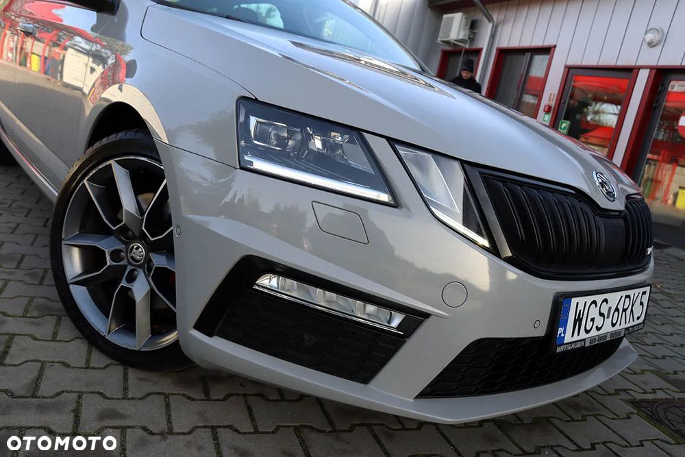 Skoda Octavia 2.0 TDI SCR 4x4 RS DSG - 11