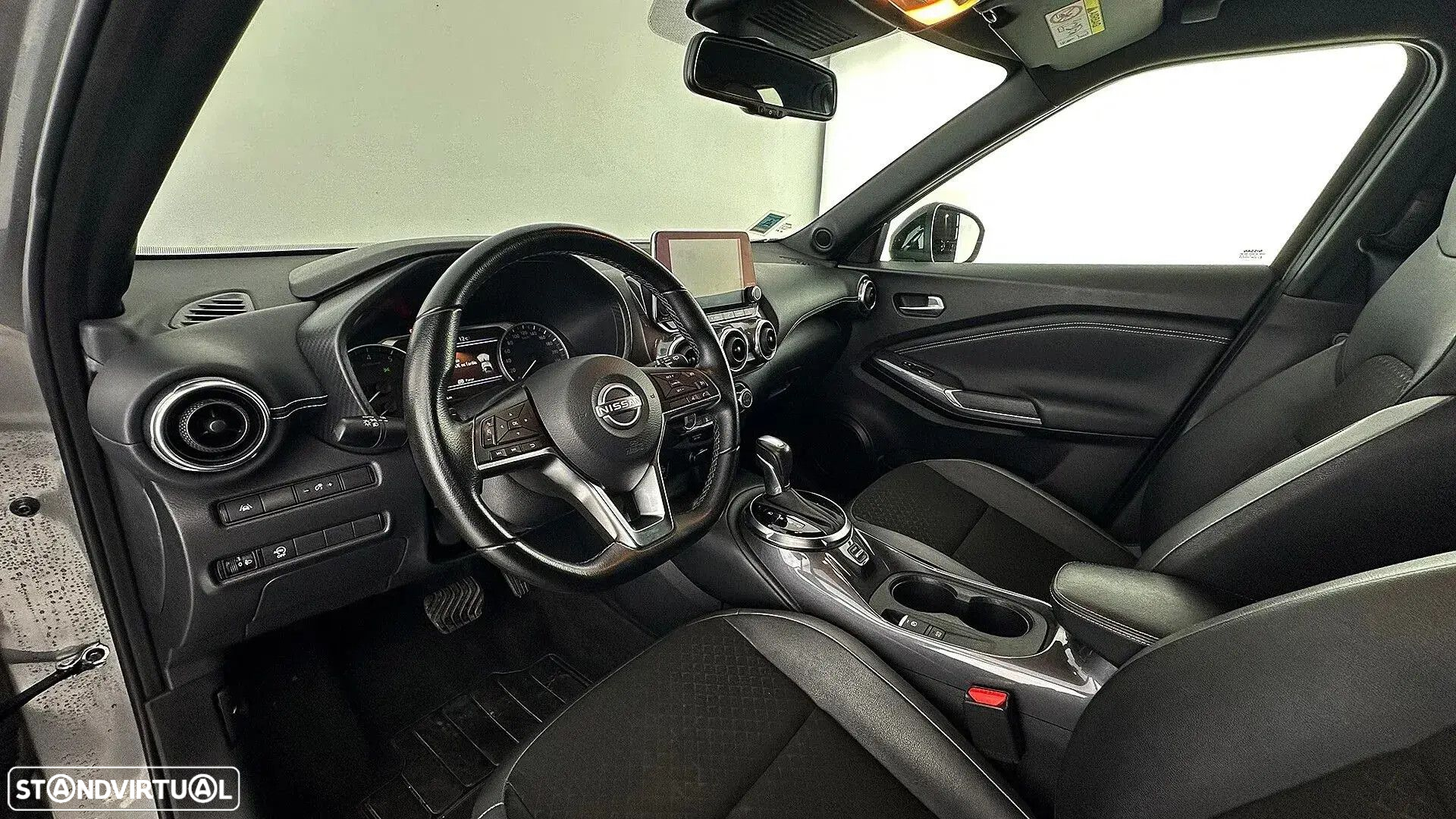Nissan Juke 1.0 DIG-T N-Connecta NAV. DCT - 27