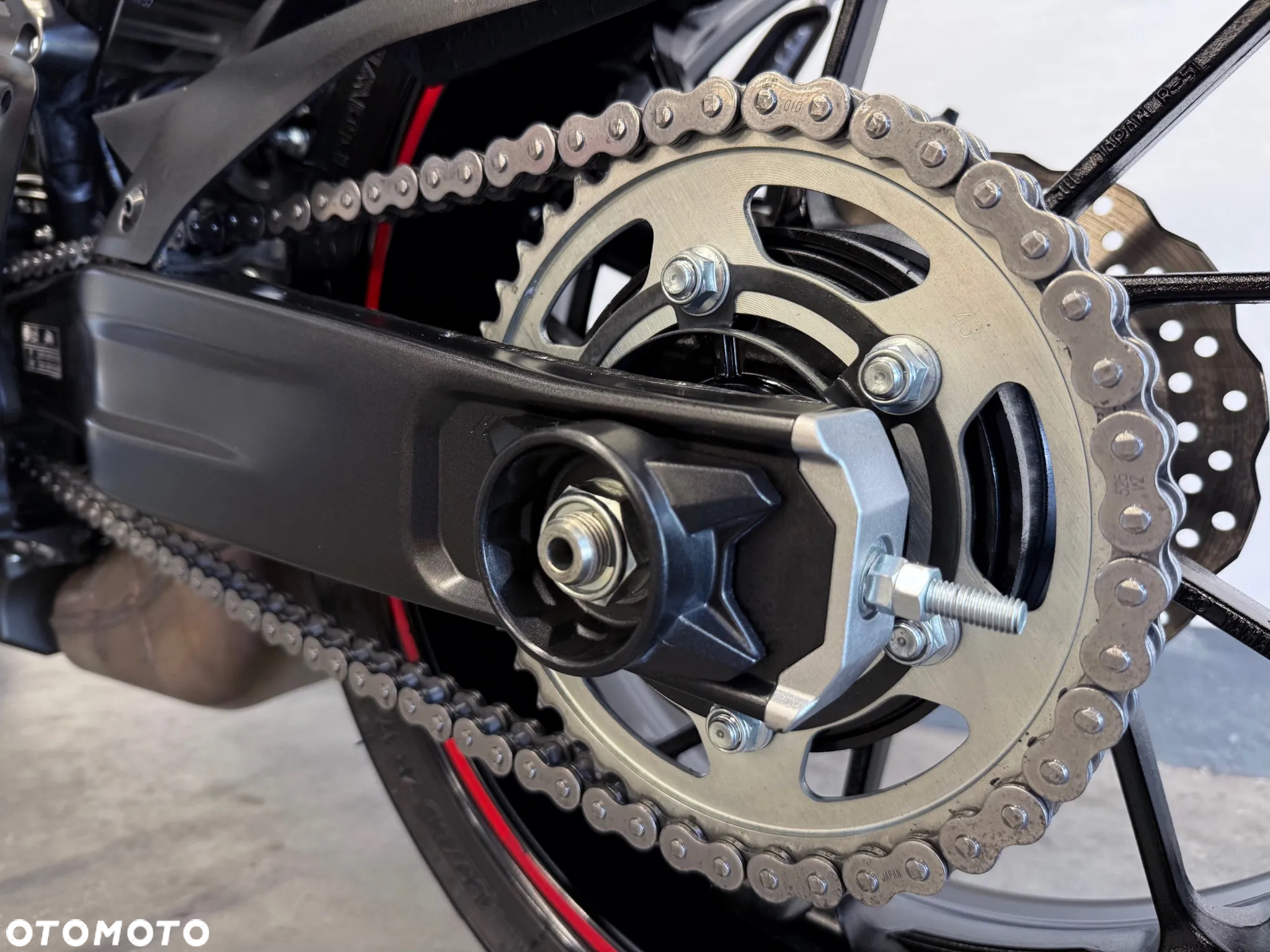 Yamaha MT - 8