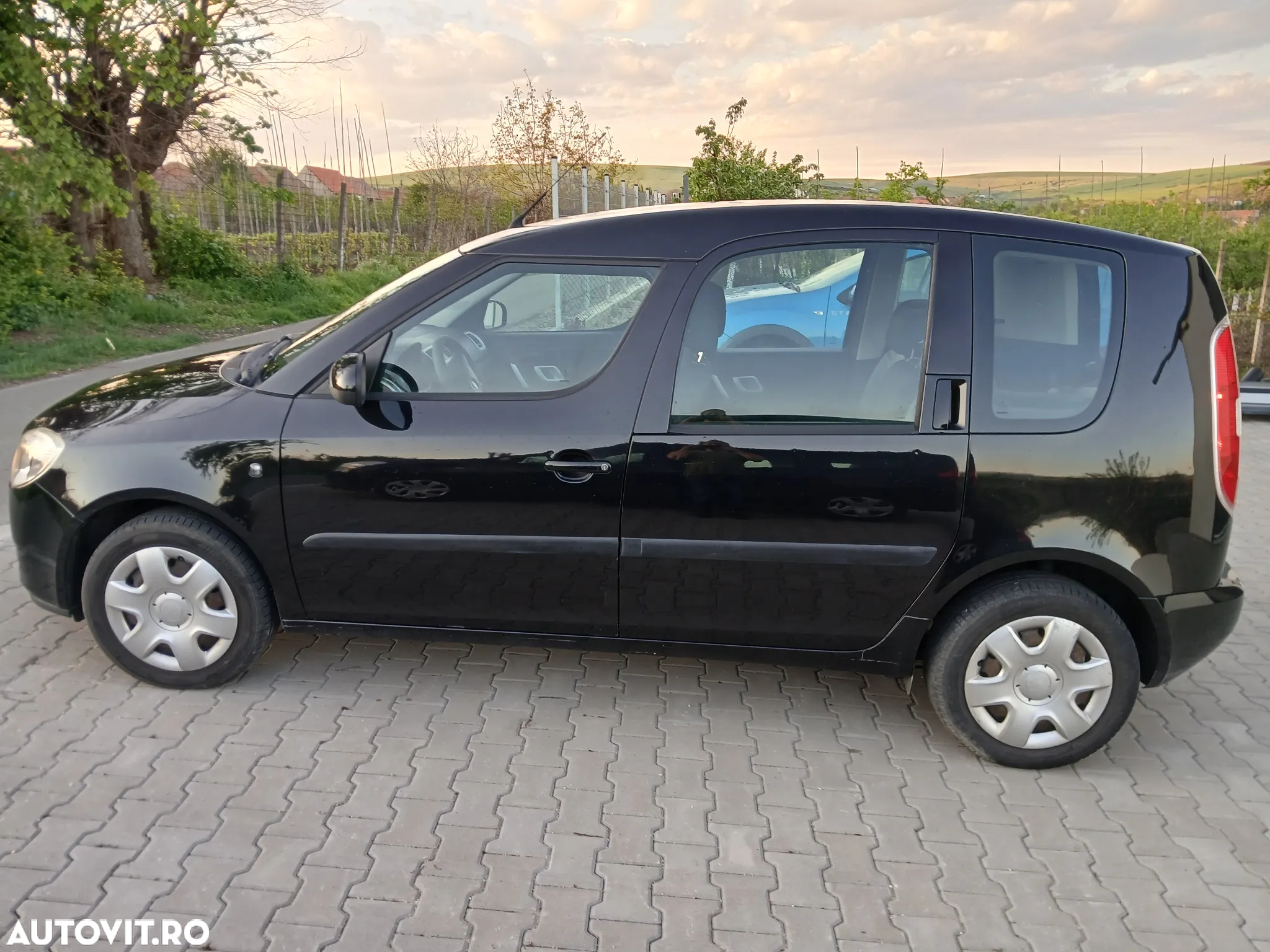 Skoda Roomster 1.2 FAMILY - 11