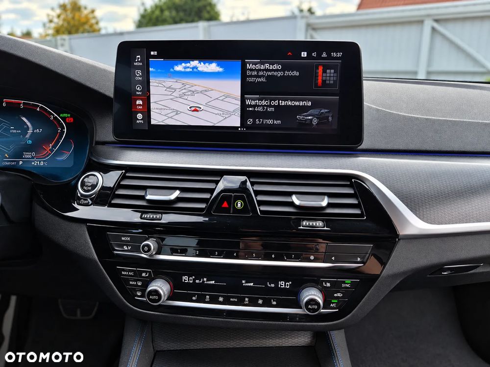 BMW Seria 5 - 12