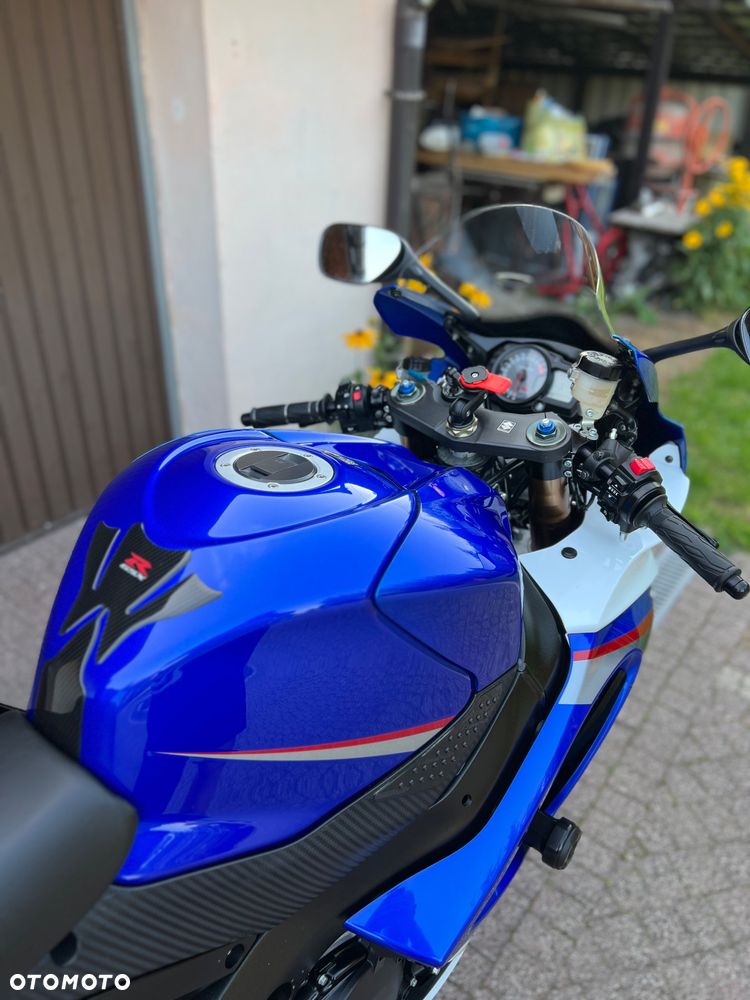 Suzuki GSX-R - 12