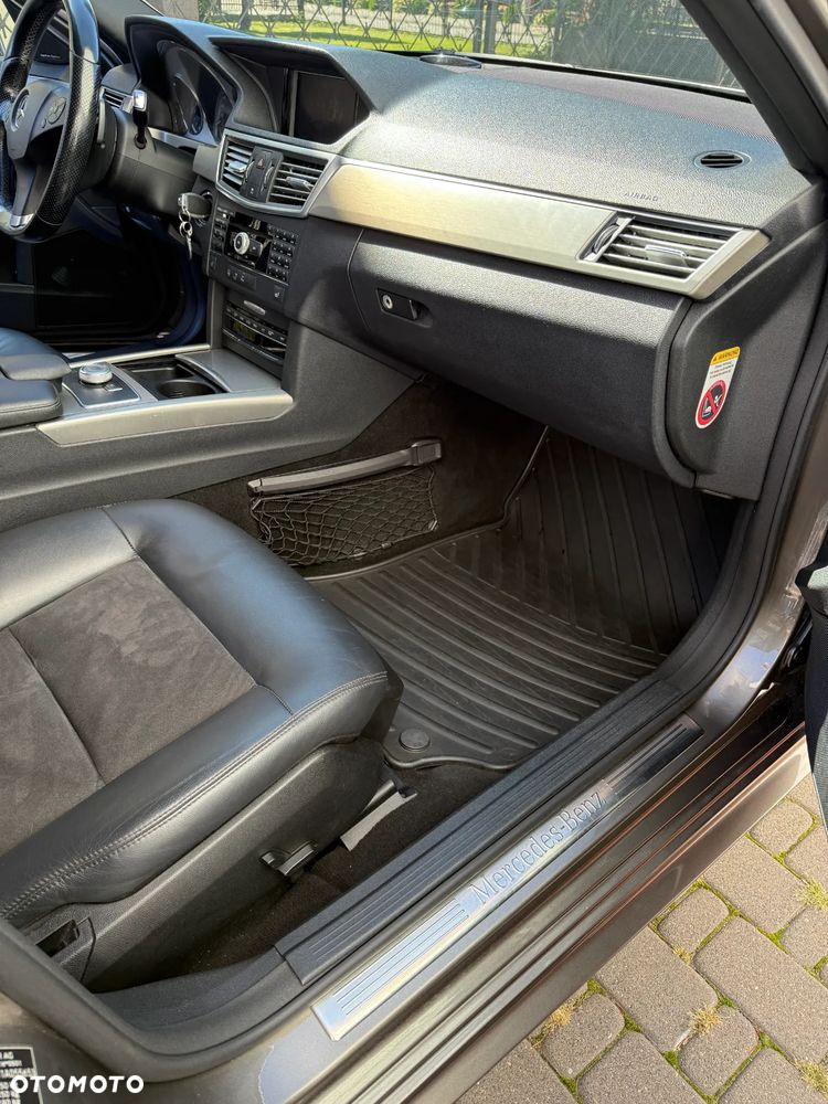 Mercedes-Benz Klasa E 350 CDI BlueEff Elegance - 19