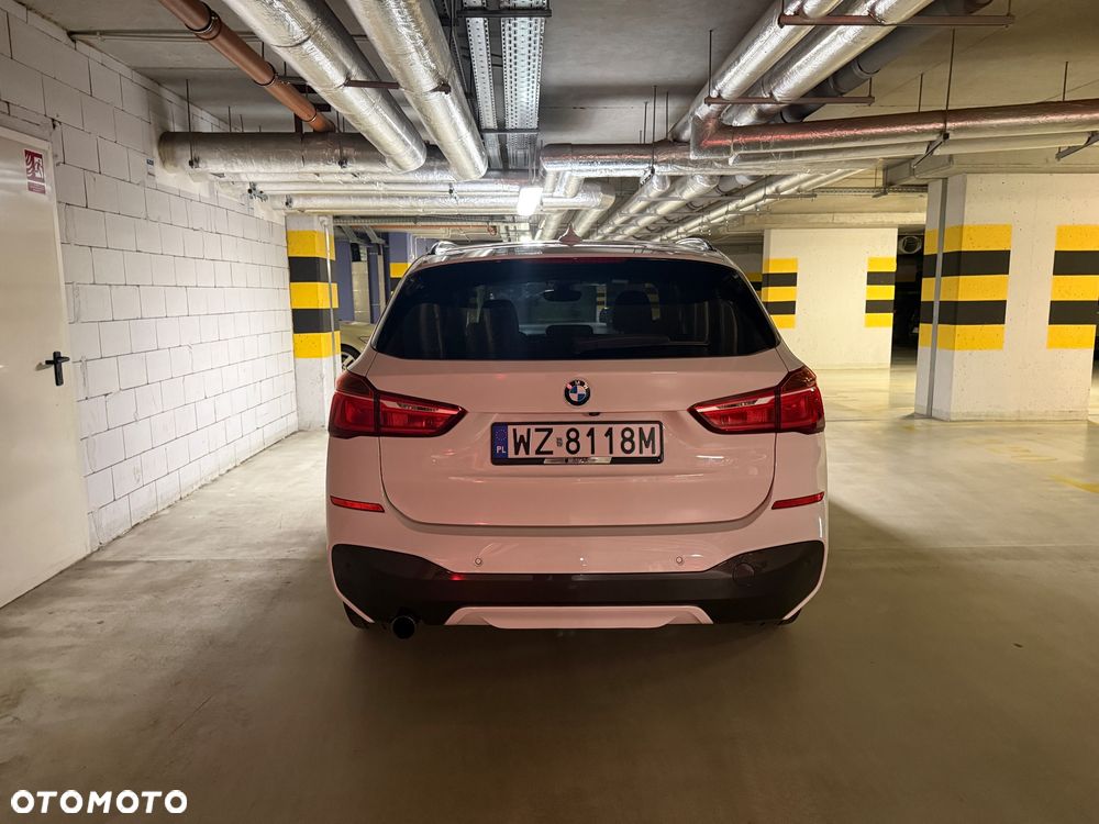 BMW X1 sDrive18i M Sport - 8