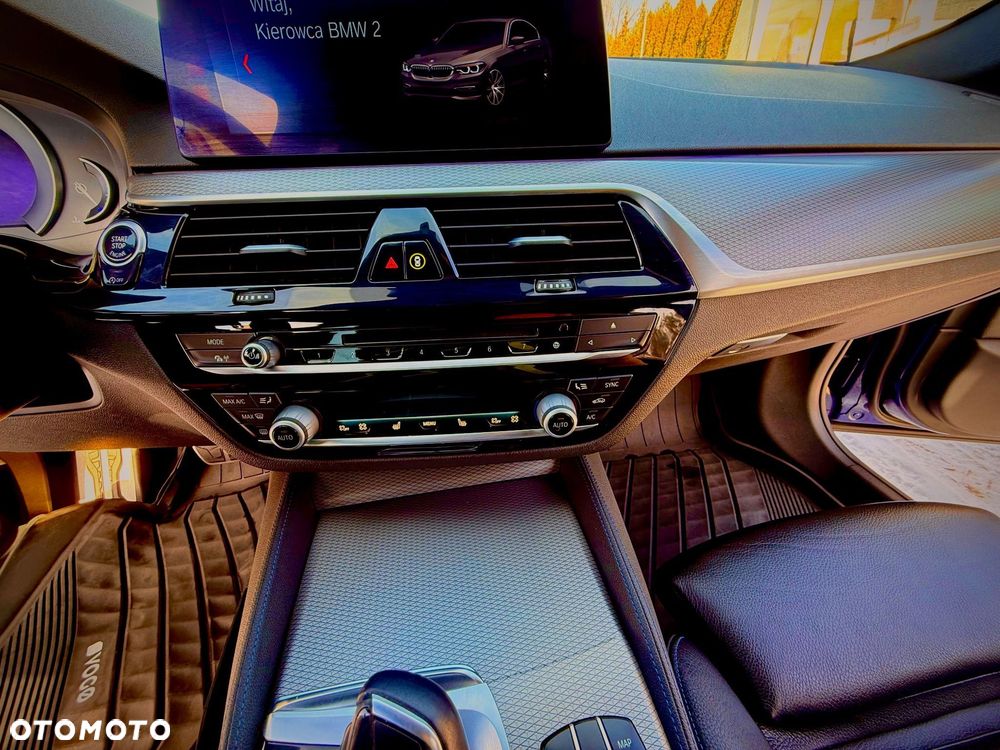 BMW Seria 5 - 30