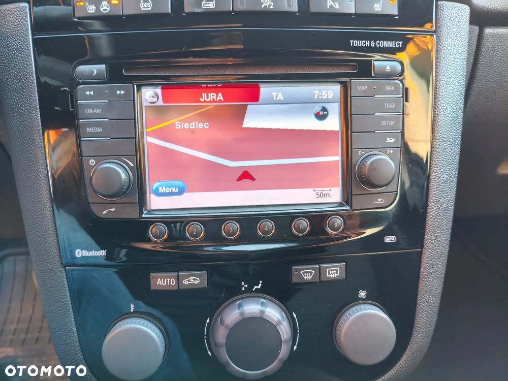 Opel Corsa 1.4 16V Navi - 10