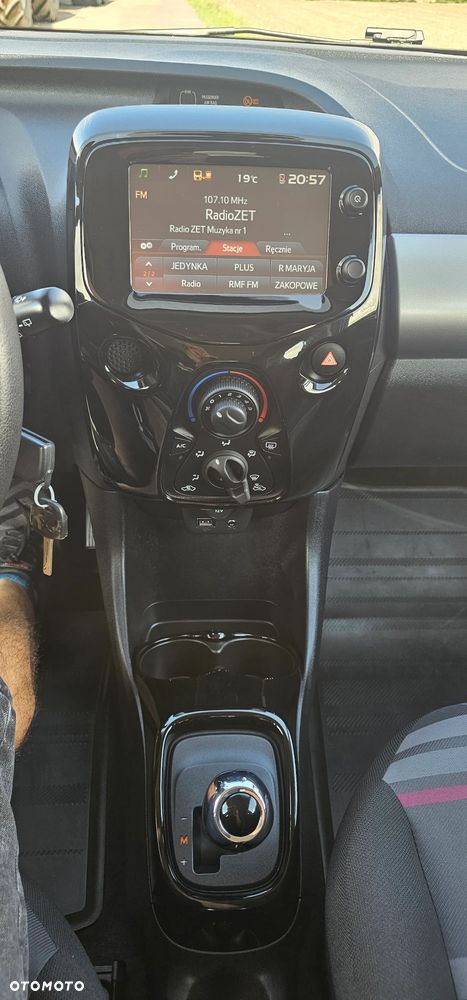 Peugeot 108 VTI 68 ETG5 Top Active - 9