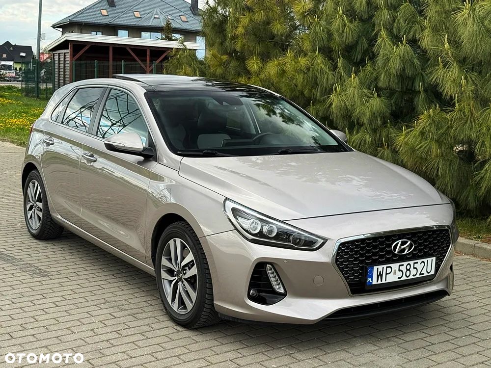 Hyundai i30 1.4 T-GDI DCT Premium - 9