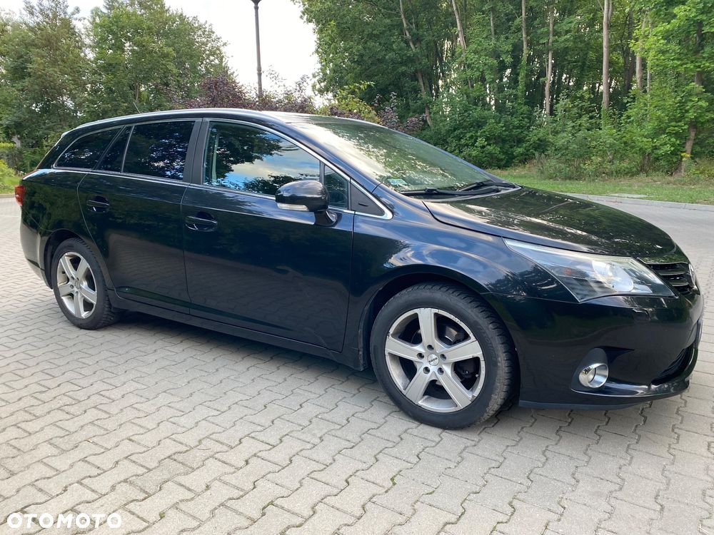 Toyota Avensis Touring Sports 1.8 Multidrive S Comfort - 13