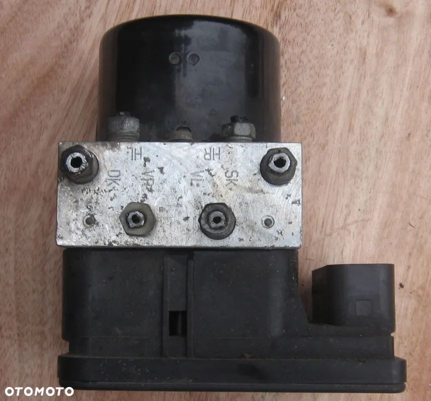 sterownik ABS agregat OPEL ASTRA III H 13157577 GX - 2