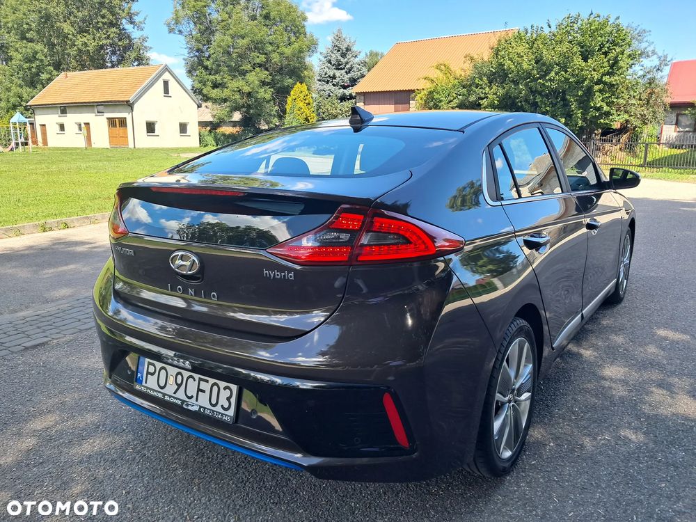 Hyundai IONIQ Hybrid Premium - 12