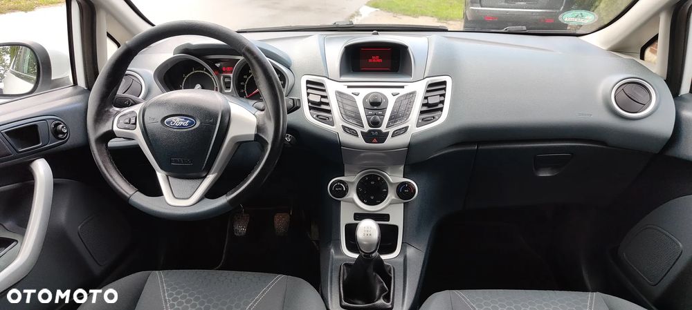 Ford Fiesta 1.25 Titanium - 19