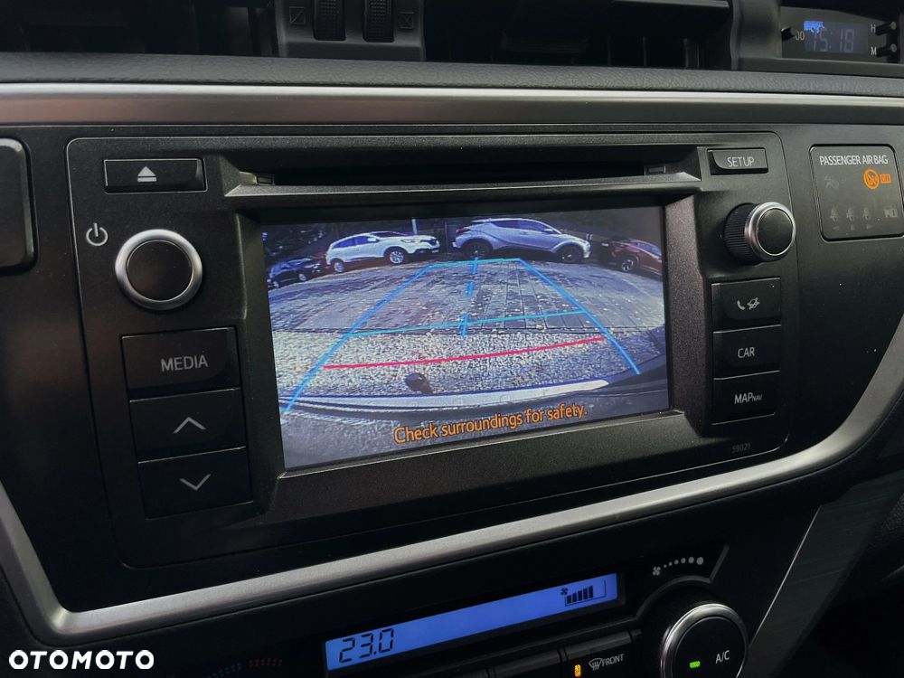 Toyota Auris ver-1-6-comfort - 27