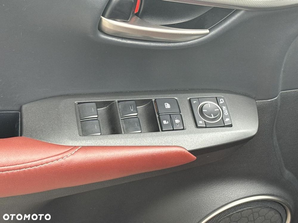 Lexus NX 200t Comfort AWD - 9