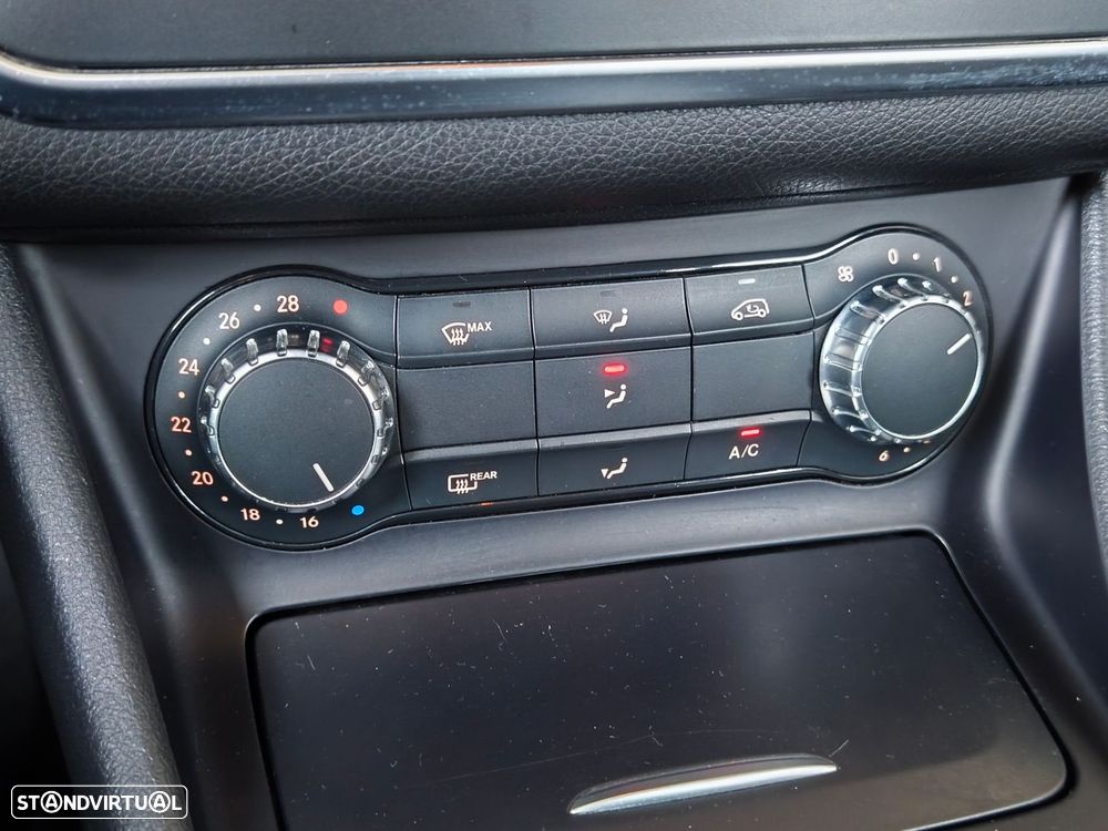 Mercedes-Benz CLA 200 - 27