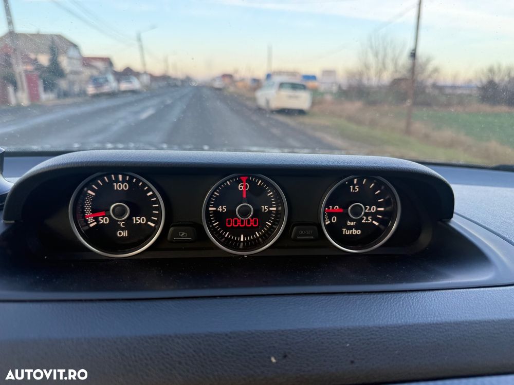 Volkswagen Beetle 2.0 TSI DSG Exclusive Sport - 5