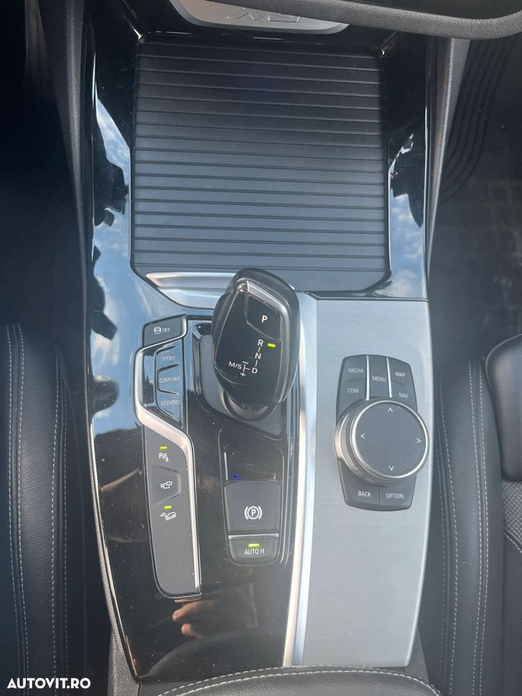 BMW X3 xDrive20d AT Luxury Line - 18