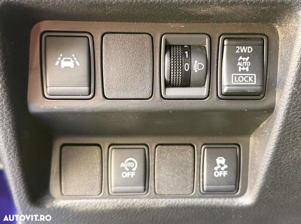 Nissan Qashqai 1.6 DCI ALL-MODE 4x4i ACENTA - 17