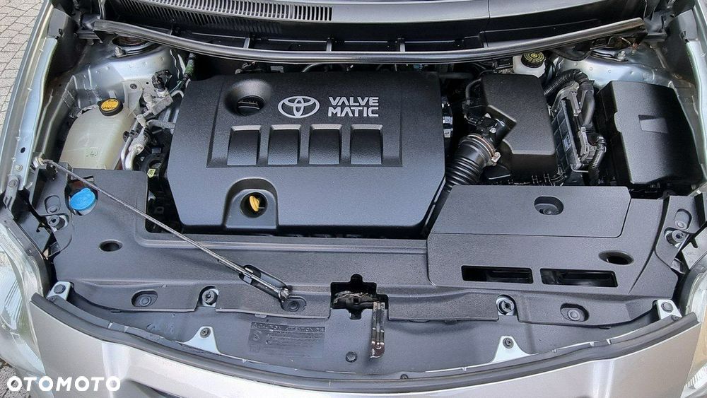 Toyota Auris - 10