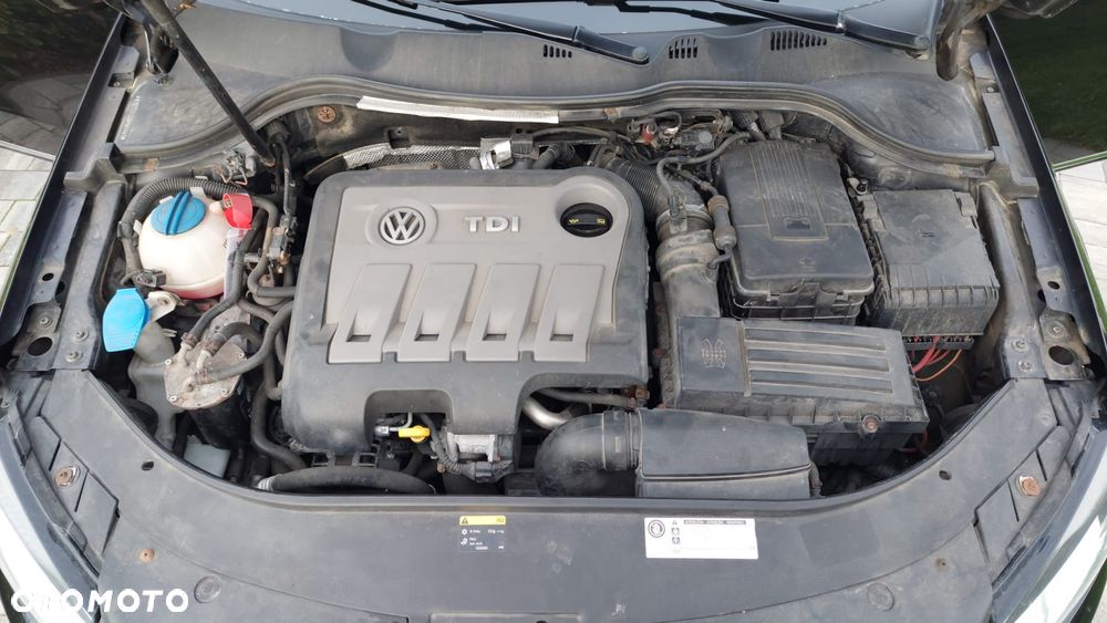 Volkswagen Passat - 27