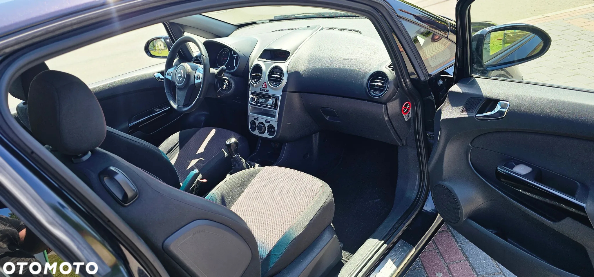 Opel Corsa 1.4 T Cosmo S&S - 10