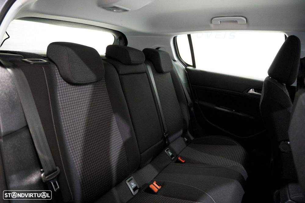 Peugeot 308 1.2 PureTech Active - 12