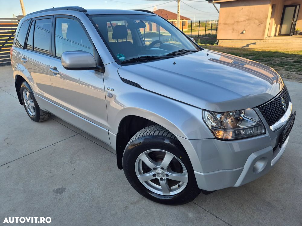 Suzuki Grand Vitara - 11