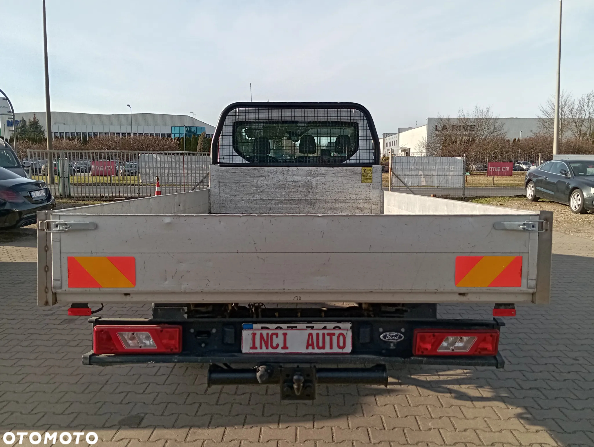Ford Transit - 11