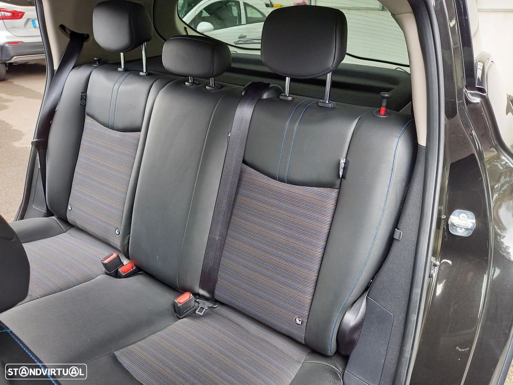 Nissan Leaf N-Connecta Full Led - 17