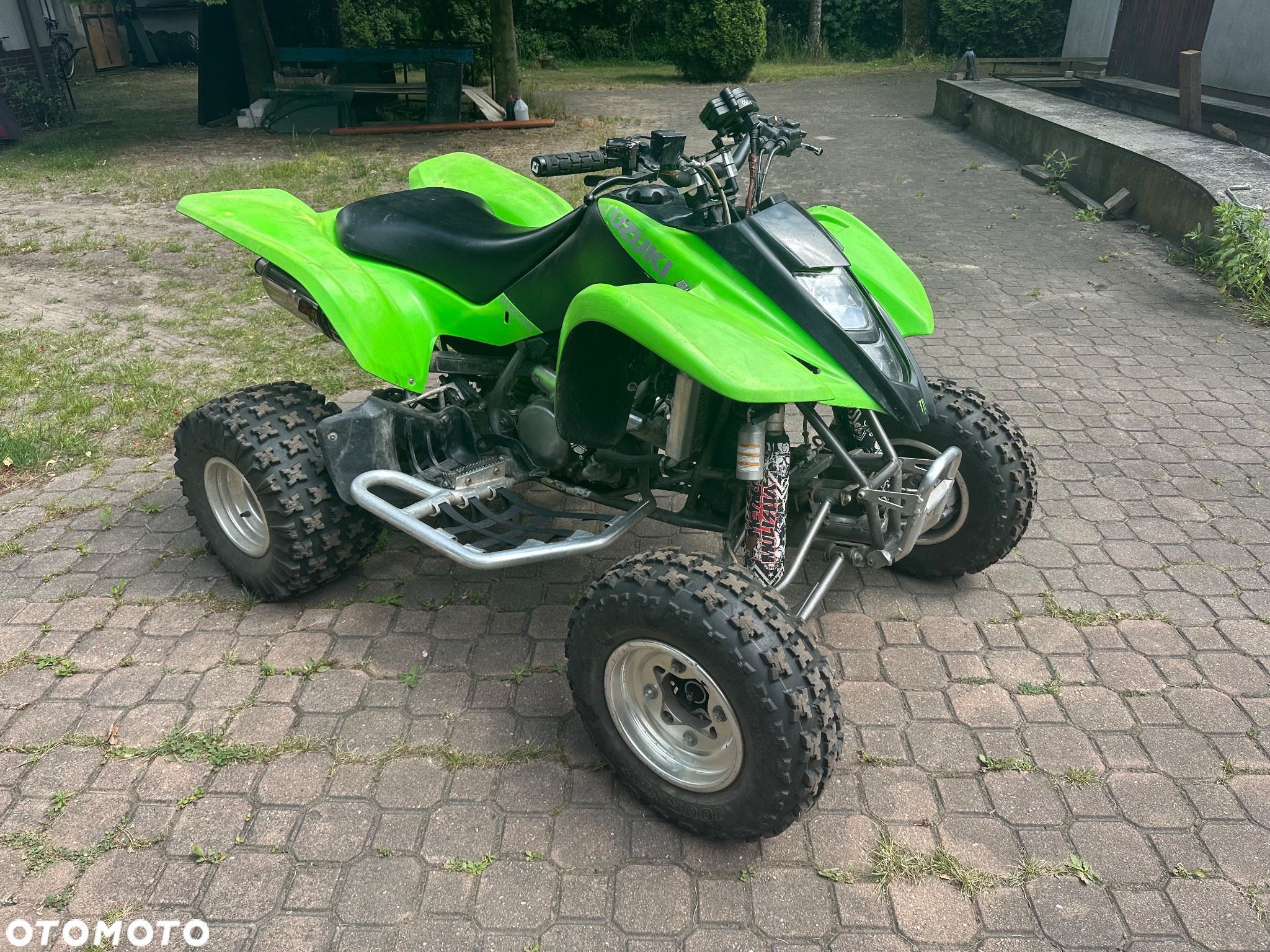 Suzuki Inny