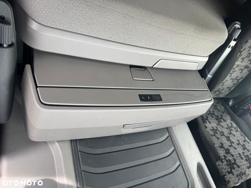 Scania P410/ MEGA LOWDECK/ RUCHOME SIODŁO/ 240Tyskm/ ZAWIESZENIE FULL PODUSZKA/ FULL LEDY/ KLIMA POSTOJOWA - 26