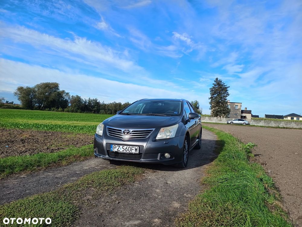Toyota Avensis - 7