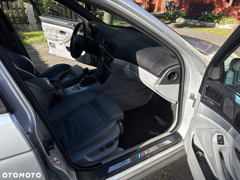 BMW Seria 5 525i - 14