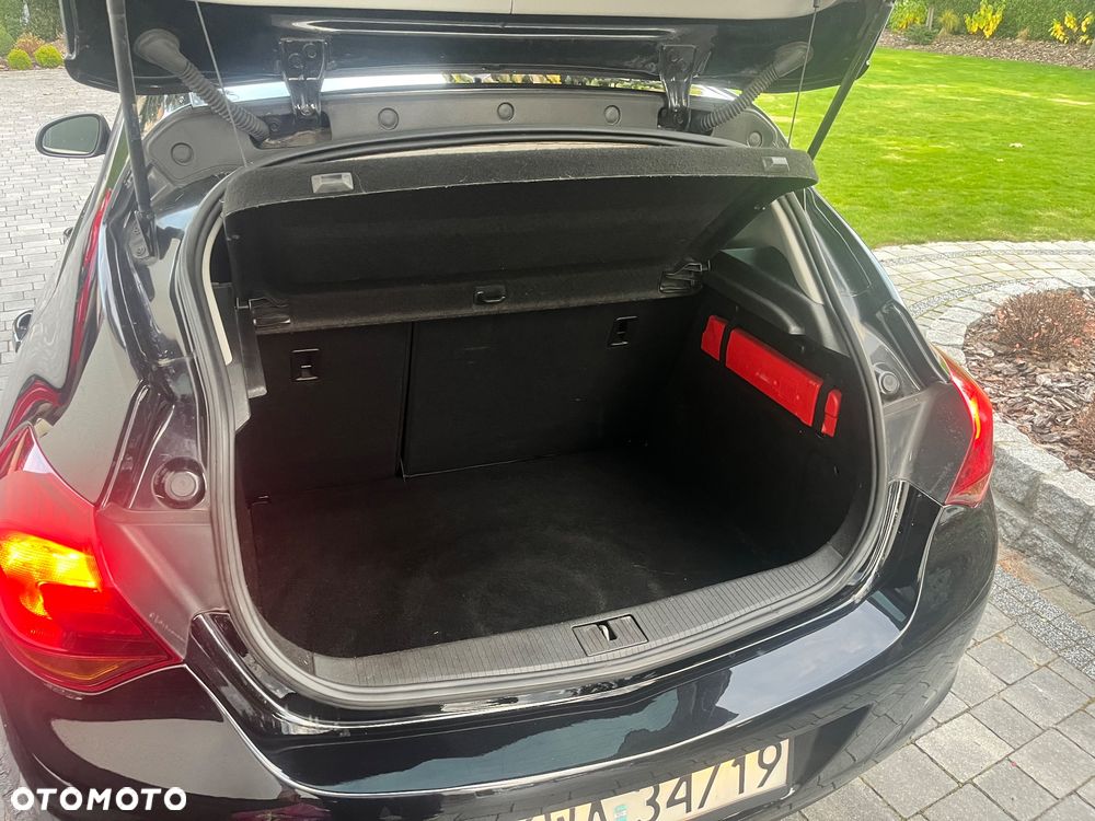 Opel Astra - 16