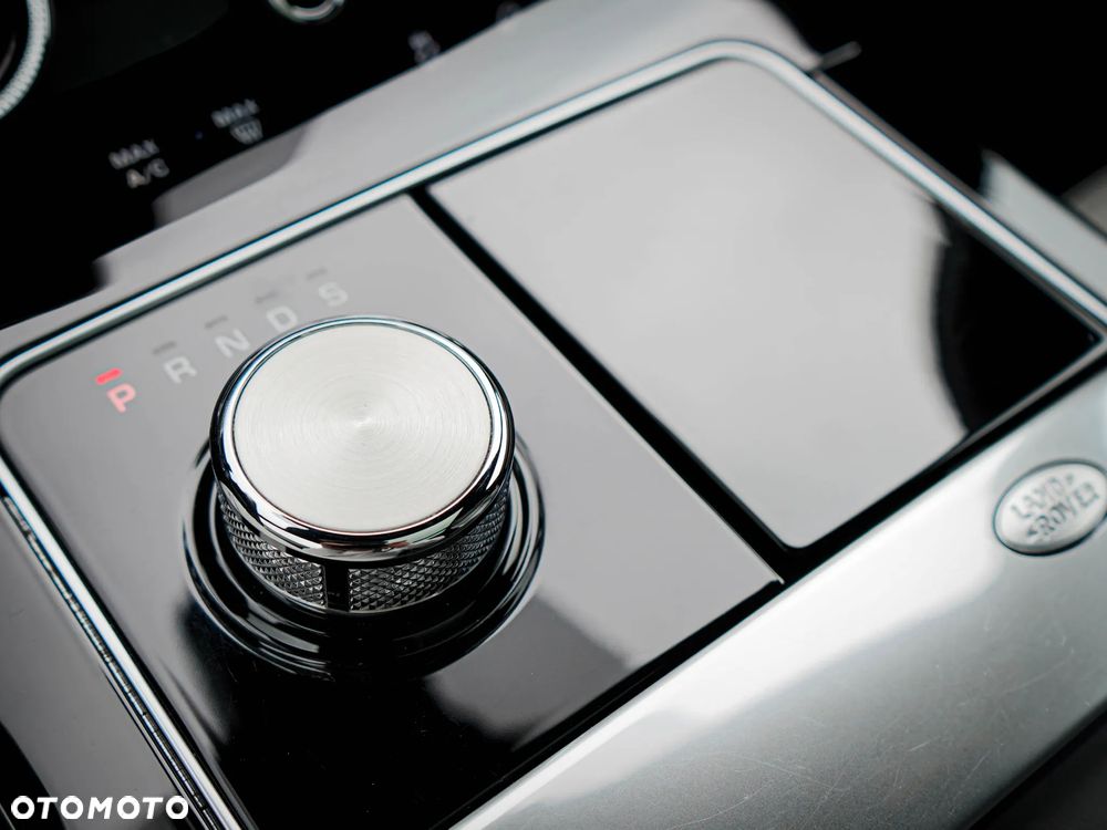 Land Rover Range Rover Velar - 17