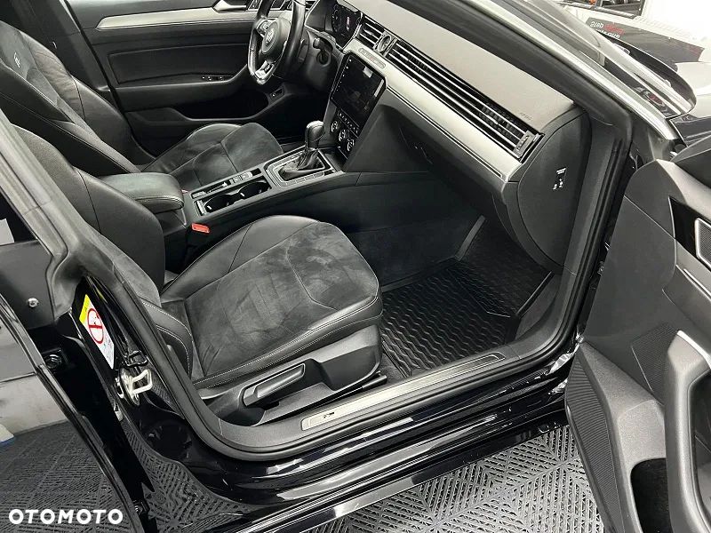 Volkswagen Arteon 2.0 TDI SCR R-Line Edition DSG - 38