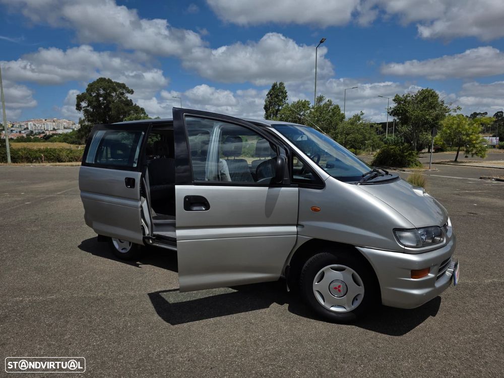 Mitsubishi Space Gear 2.5 TD GLX - 29