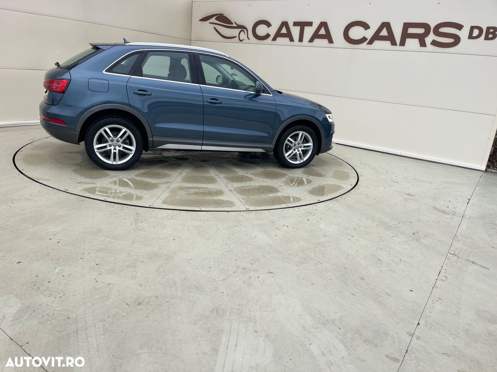 Audi Q3 2.0 TDI Quattro Stronic Design - 17